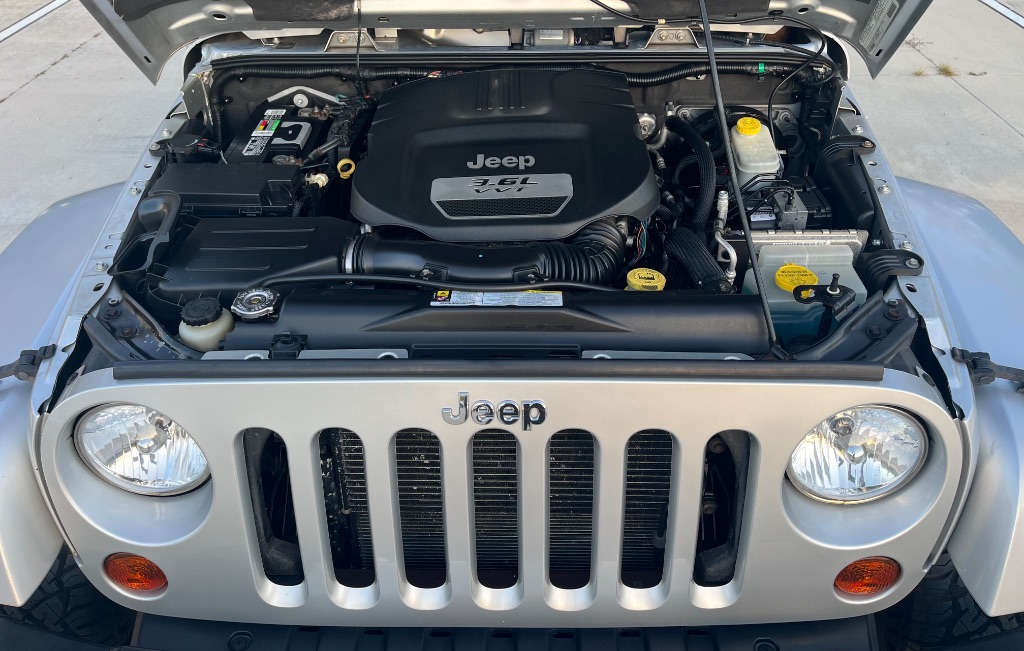 2012 Jeep Wrangler Unlimited Sahara - Photo 41