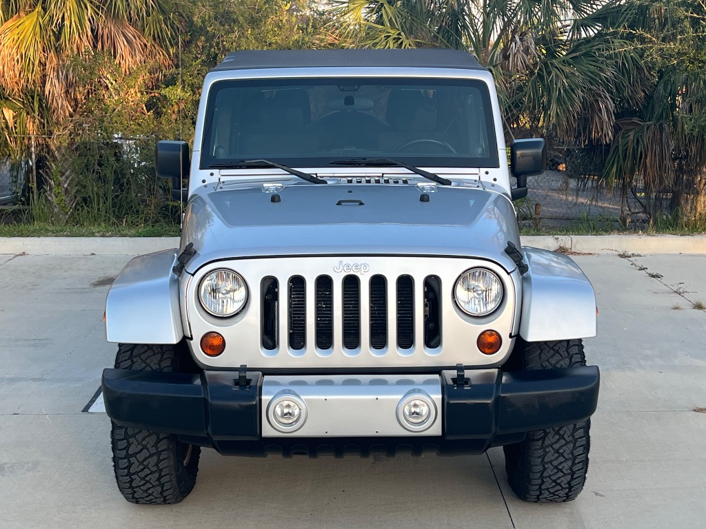 2012 Jeep Wrangler Unlimited Sahara - Photo 13
