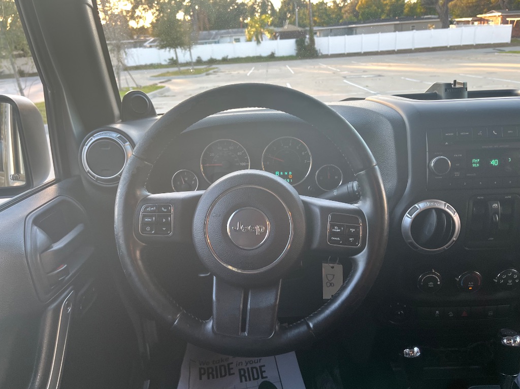 2012 Jeep Wrangler Unlimited Sahara - Photo 31