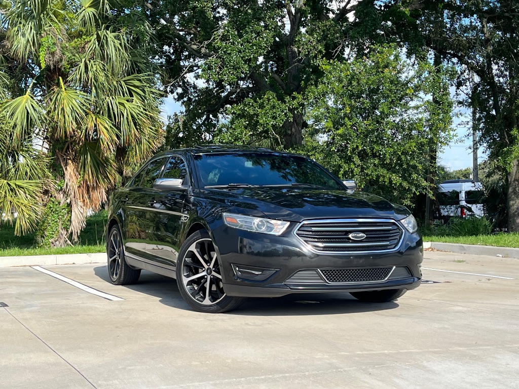 2015 Ford Taurus