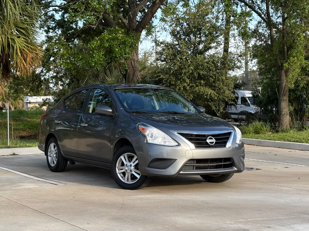 2016 Nissan Versa Sedan SV