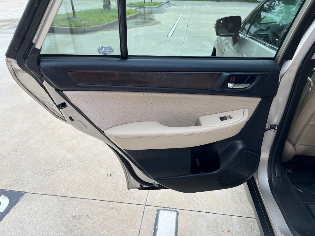 2017 Subaru Outback Limited - Photo 27