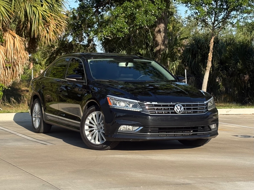2017 Volkswagen Passat 1.8T SE Auto's photo